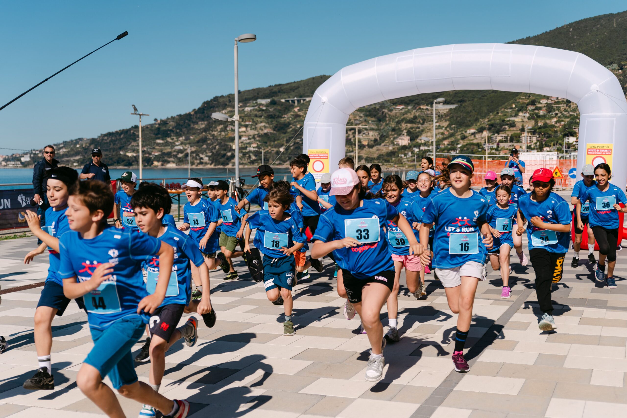 let's run together
